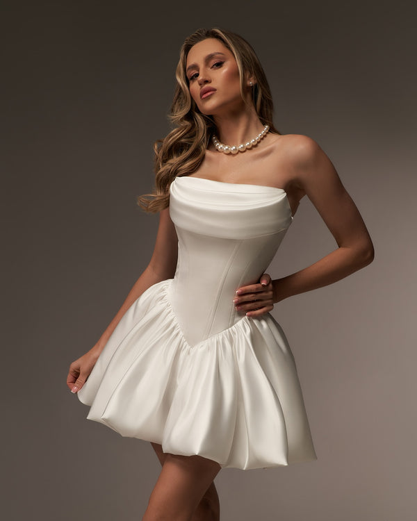 Vestido de fiesta mini con corsé de Vivienne