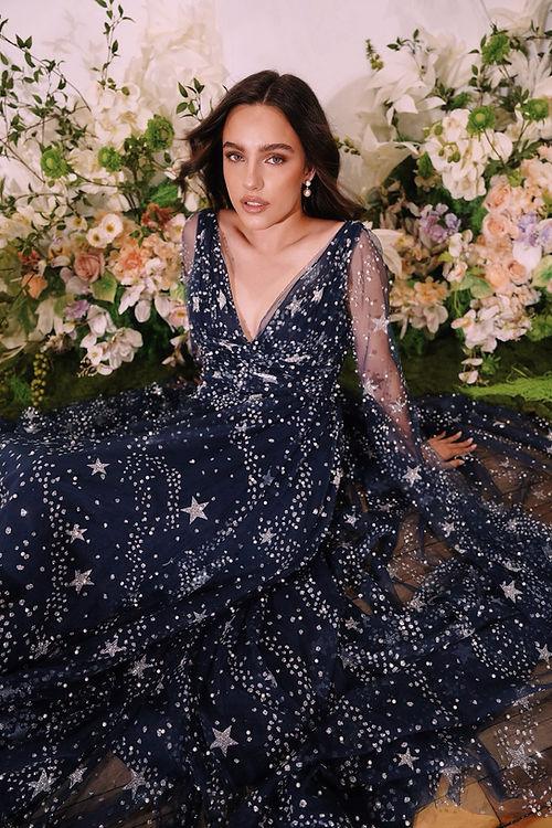 Clusters Of Stars v neck wedding dress