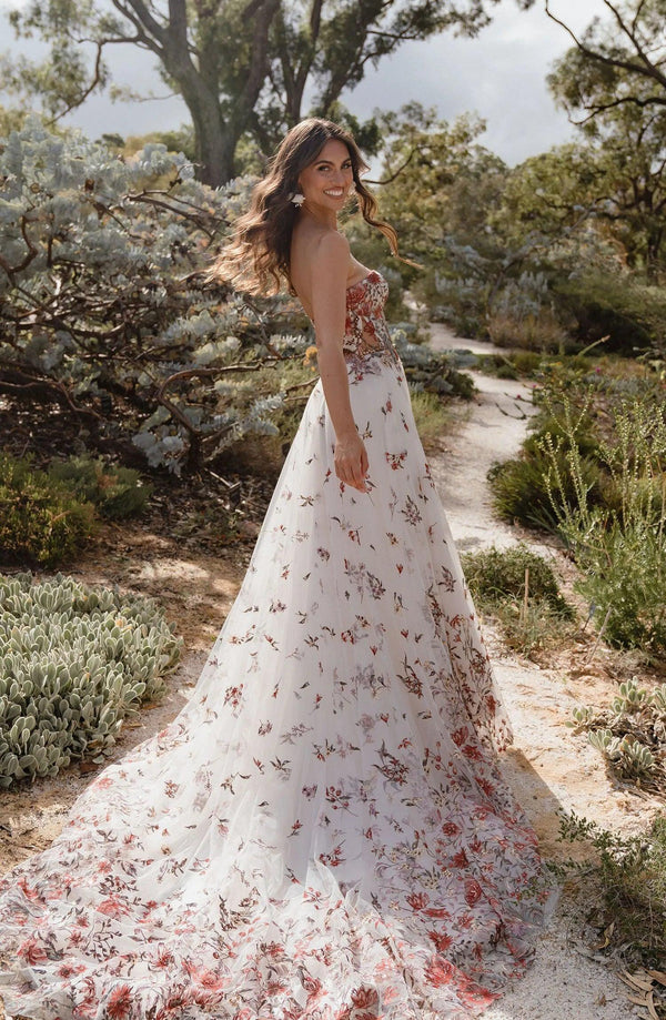 Renanthera coccinea Wedding Dress