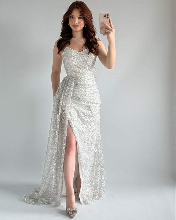 Robe fendue à paillettes glamour étoilée
